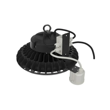 140lm / W High Bay LED -lamppu liiketunnistimella